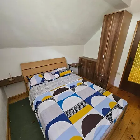 Give Peace A Chance - 10 Km From Sarajevo Center Casa de Férias *