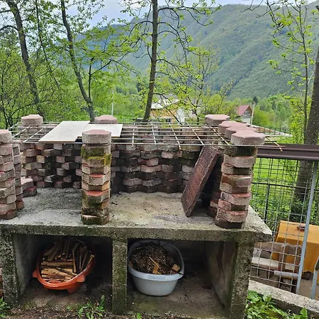 度假居 Give Peace A Chance - 10 Km From Sarajevo Center
