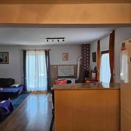 Give Peace A Chance - 10 Km From Sarajevo Center *