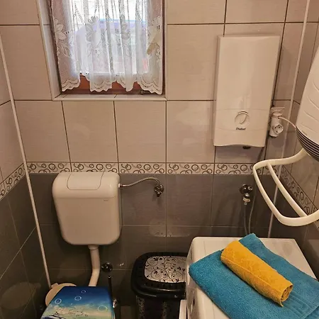 Give Peace A Chance - 10 Km From Sarajevo Center *