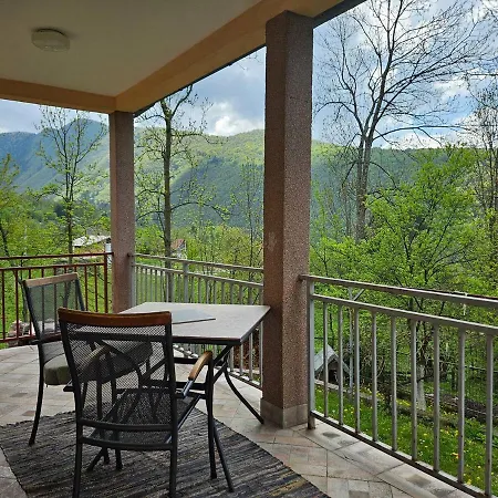 Give Peace A Chance - 10 Km From Sarajevo Center Casa de Férias *